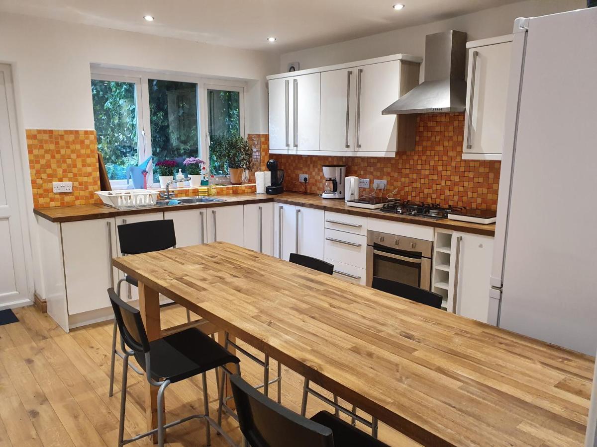 Beautiful House In The Heart Of A Golf Course. Apartment Manchester Exterior photo