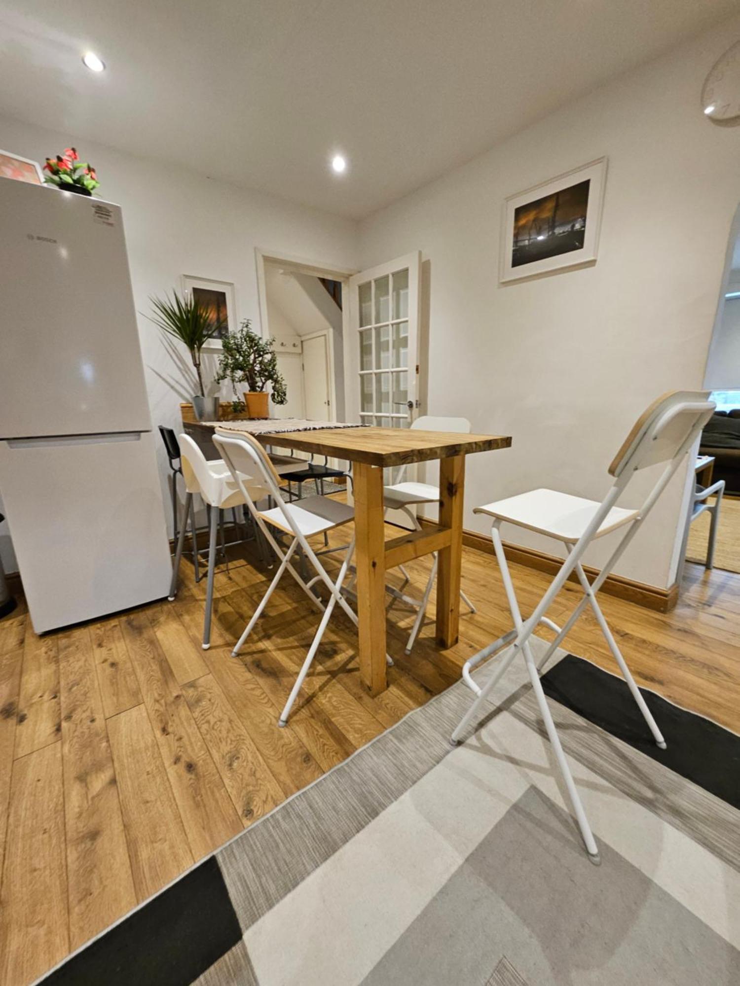 Beautiful House In The Heart Of A Golf Course. Apartment Manchester Exterior photo